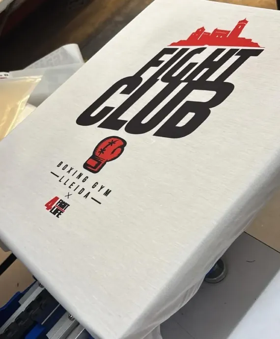 Samarreta de Fight Club Lleida acabada d'estampar